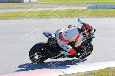 media/Jan-20-2023-Fastrack Riders (Fri) [[f2ad32aba3]]/Level 1/session 3 turn 9/